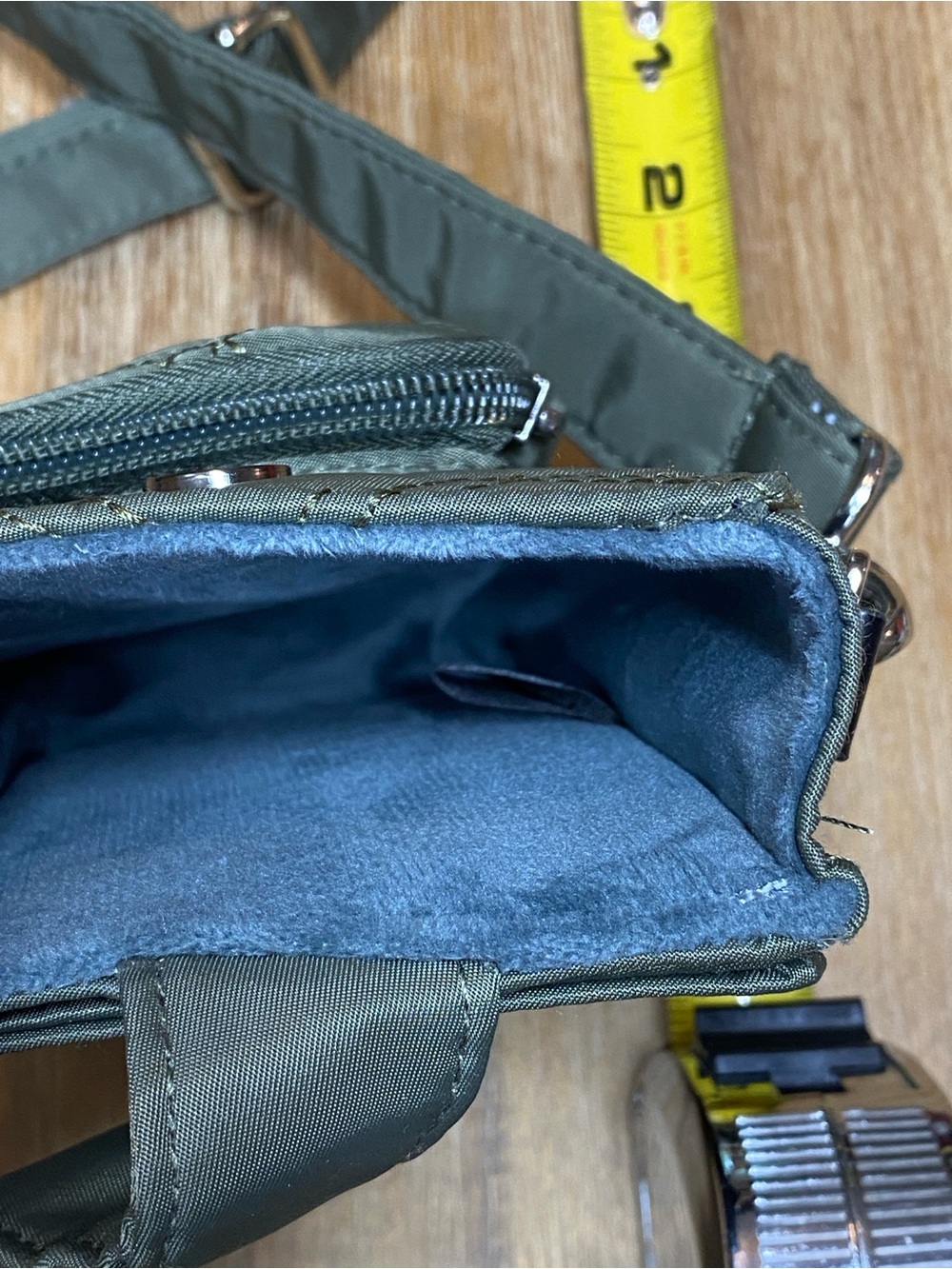 Ihkwip Quilted Crossbody Phone Pouch in Olive Green - Picture 5 of 5